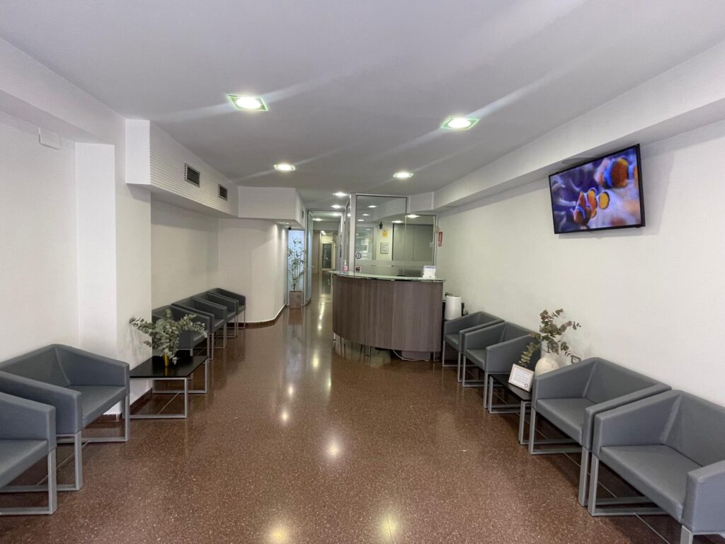 Odontología general e implantología